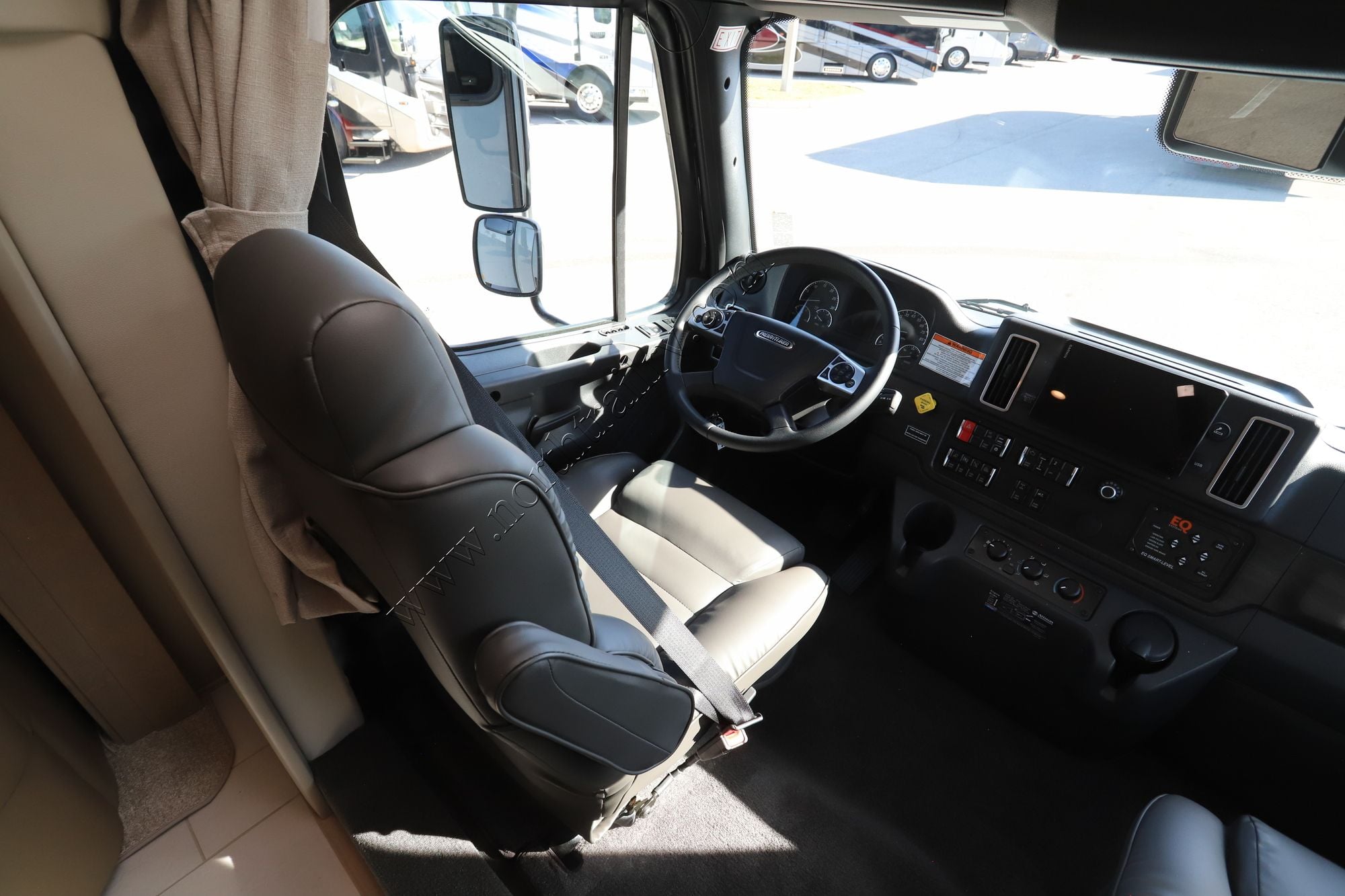 New 2026 Renegade Rv Verona Le 40LBH Super C  For Sale