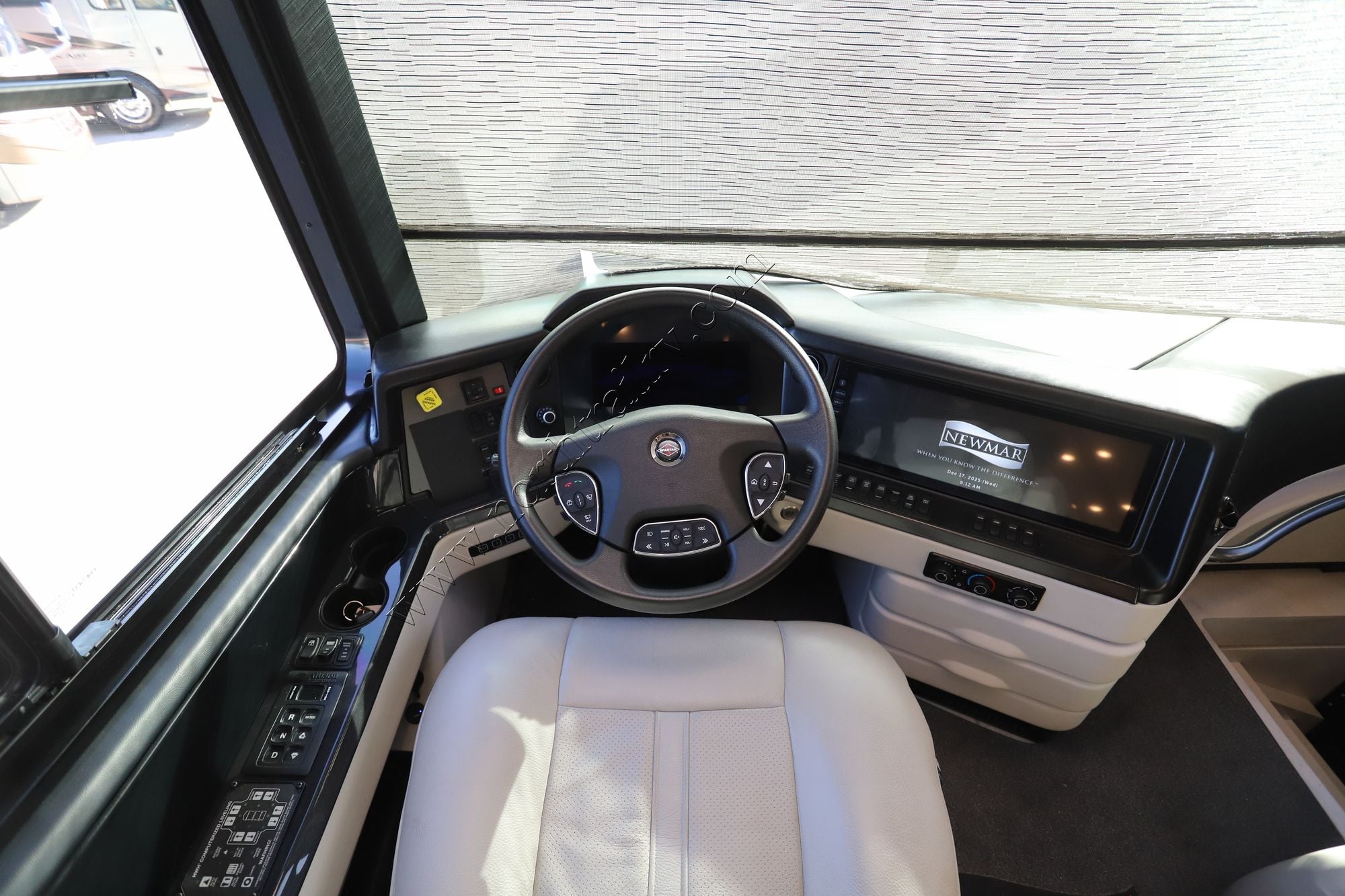 Used 2025 Newmar Essex 4551 Class A  For Sale