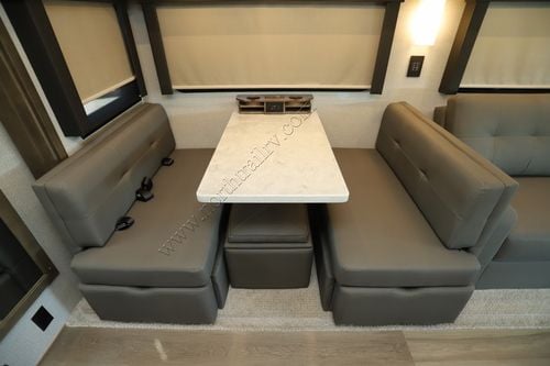 2026 Renegade Rv Verona 40VBH