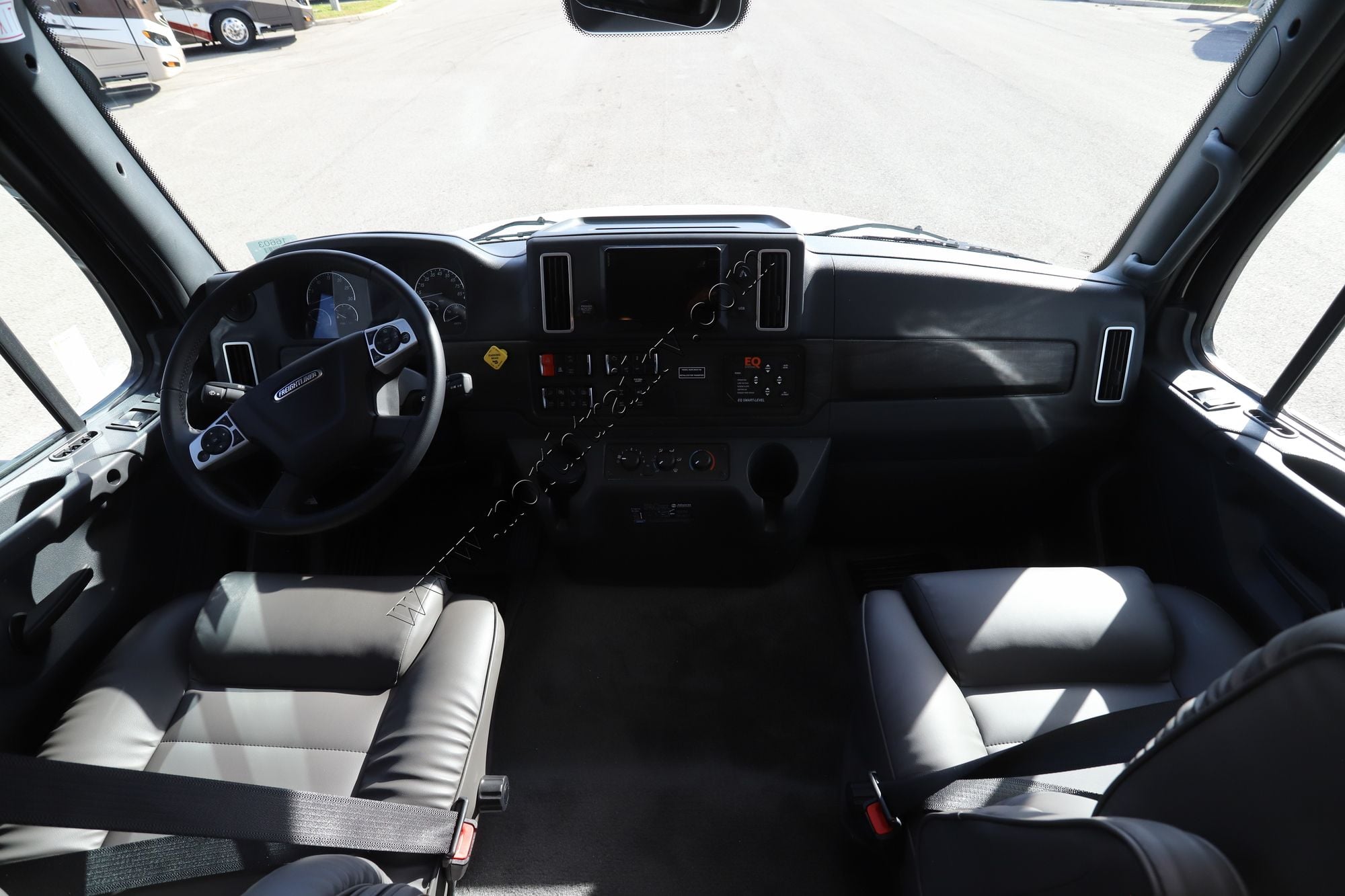 New 2026 Renegade Rv Verona 40VBH Super C  For Sale