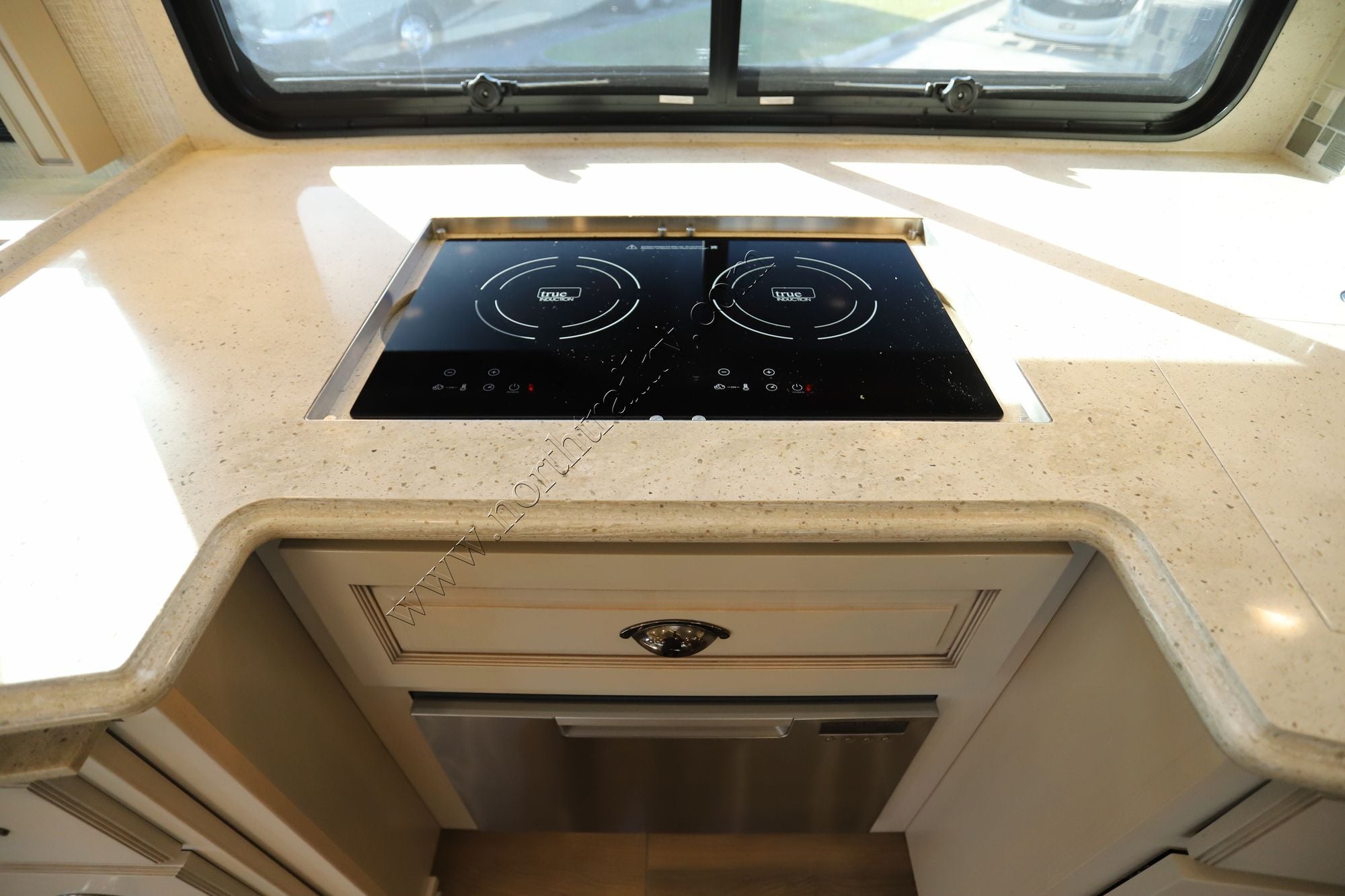 Used 2022 Newmar Dutch Star 4081 Class A  For Sale