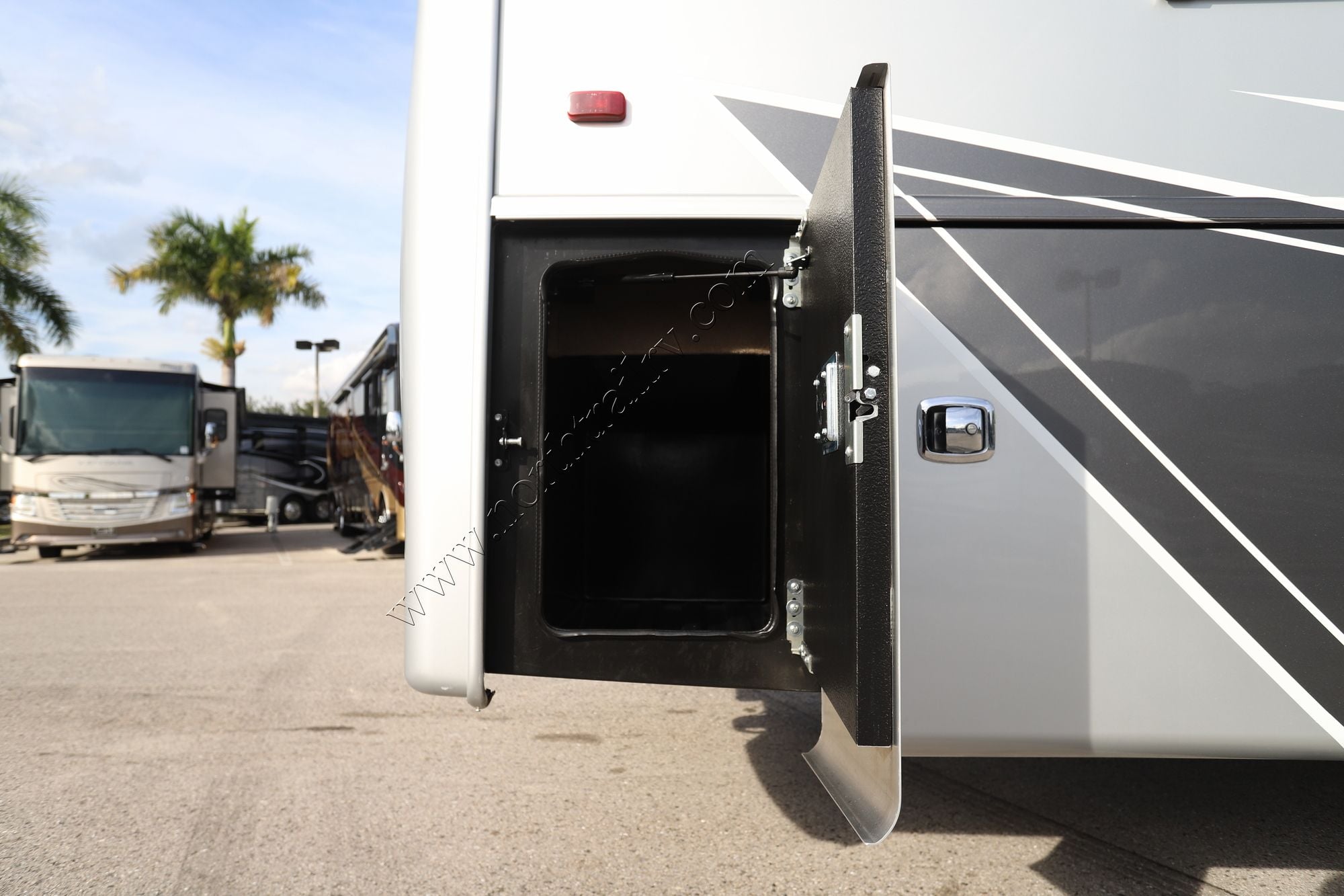 New 2026 Jayco Seneca Prestige 37K Super C  For Sale