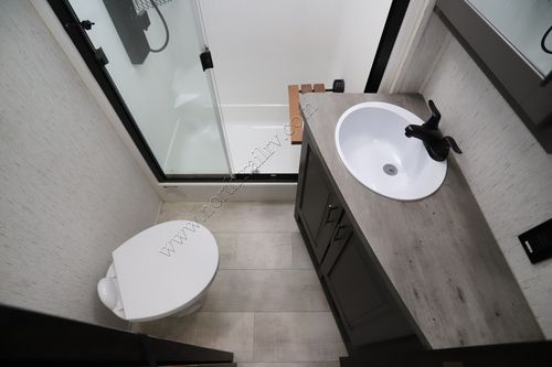 2022 Grand Design Momentum 351M