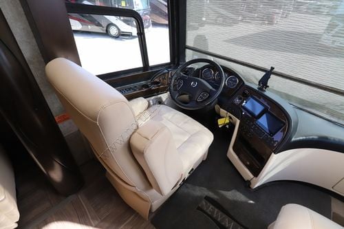 2018 Newmar London Aire 4531