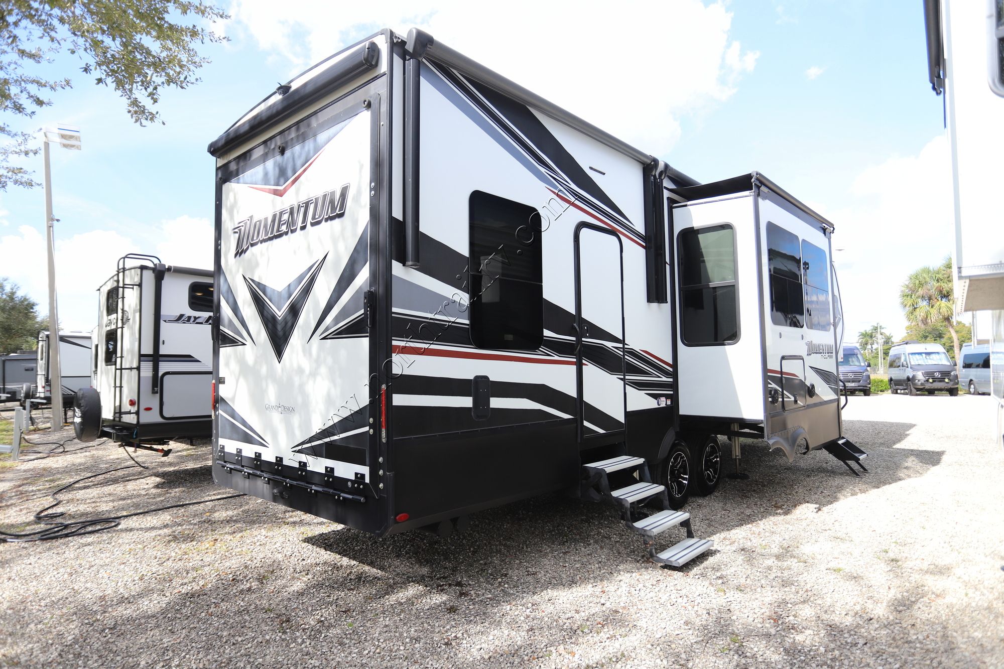 Used 2022 Grand Design Momentum 351M Fifth Wheel  For Sale