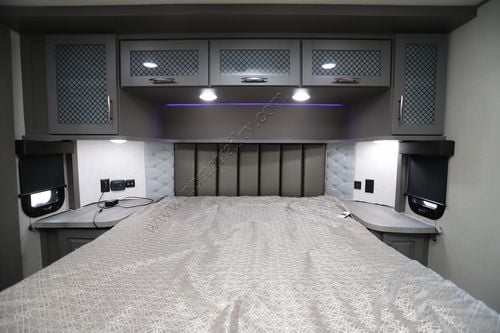 2022 Grand Design Momentum 351M