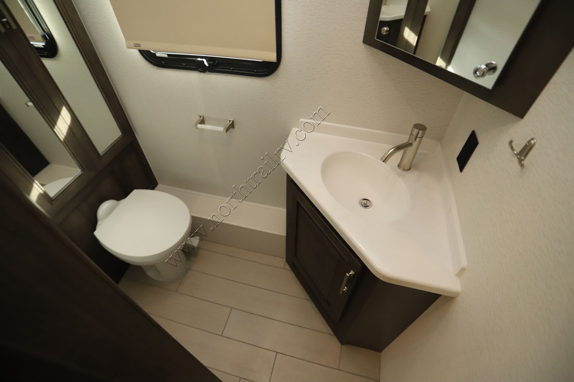 New 2026 Jayco Seneca Prestige 37K Super C  For Sale