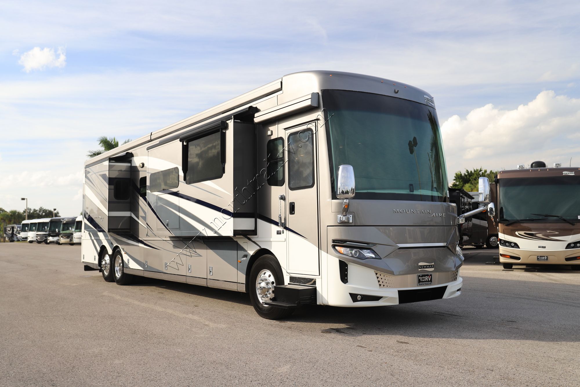 Used 2021 Newmar Mountain Aire 4535 Class A  For Sale