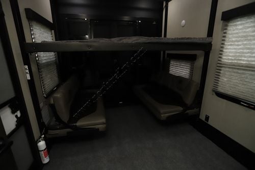 2022 Grand Design Momentum 351M