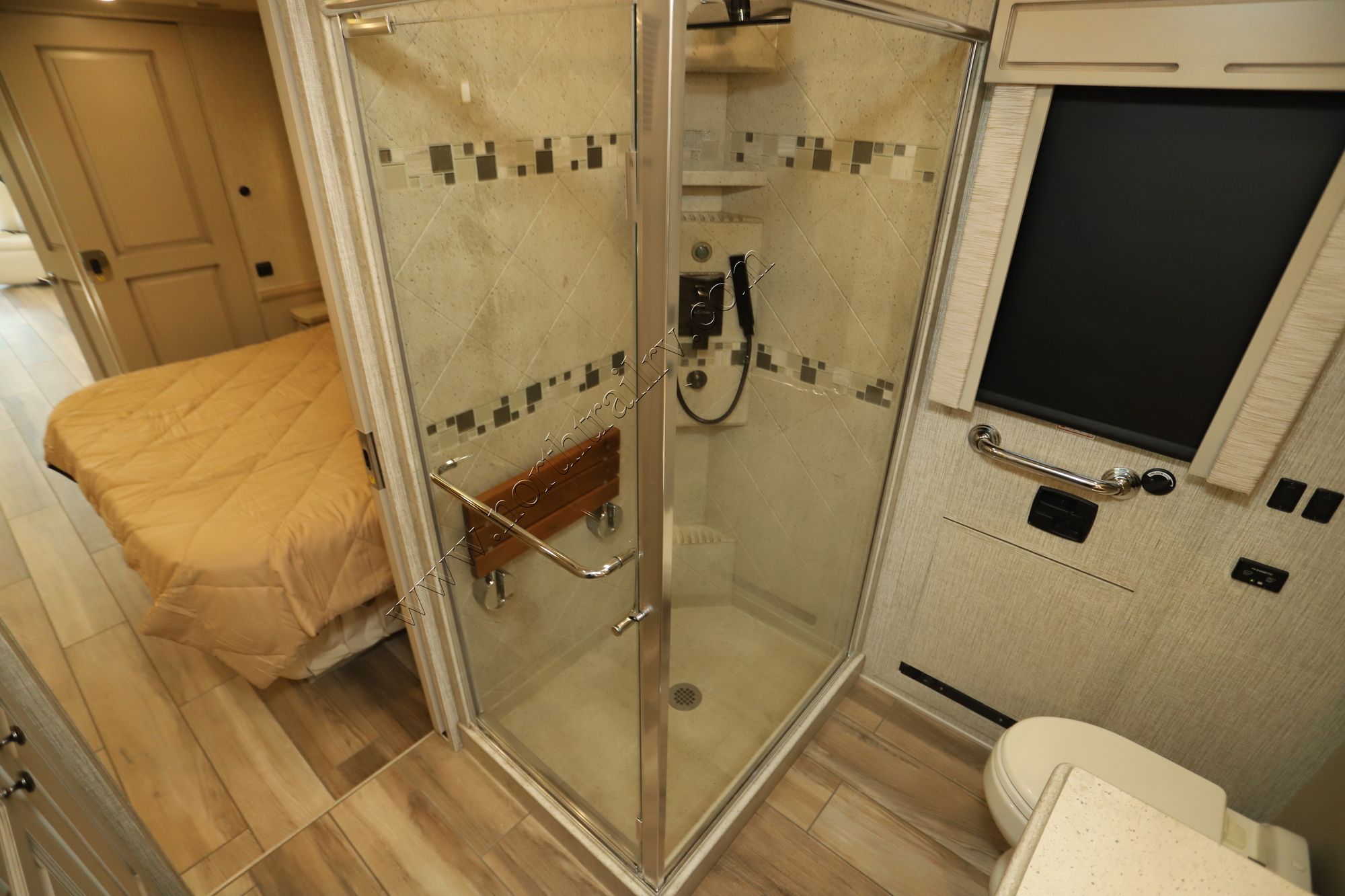 Used 2022 Newmar Dutch Star 4081 Class A  For Sale