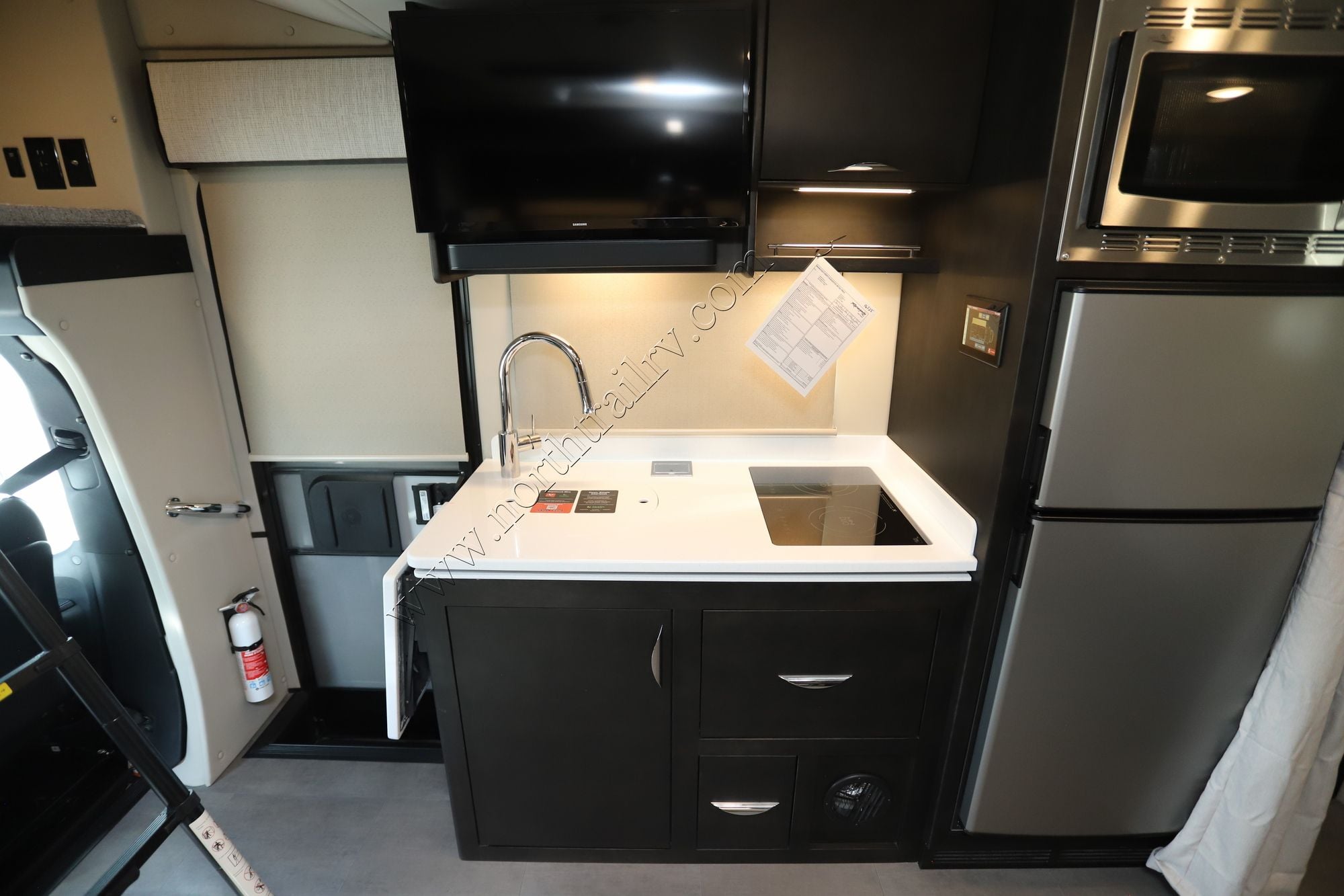 New 2026 Renegade Rv Vienna 25RML Class C  For Sale