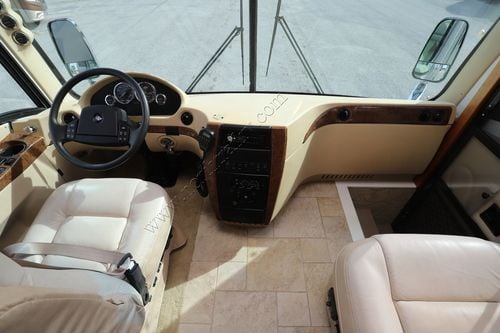 2005 Newmar Mountain Aire 4305