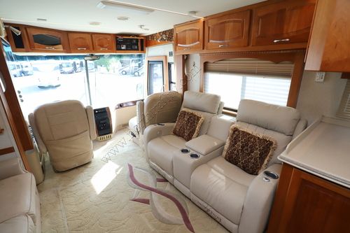 2005 Newmar Mountain Aire 4305