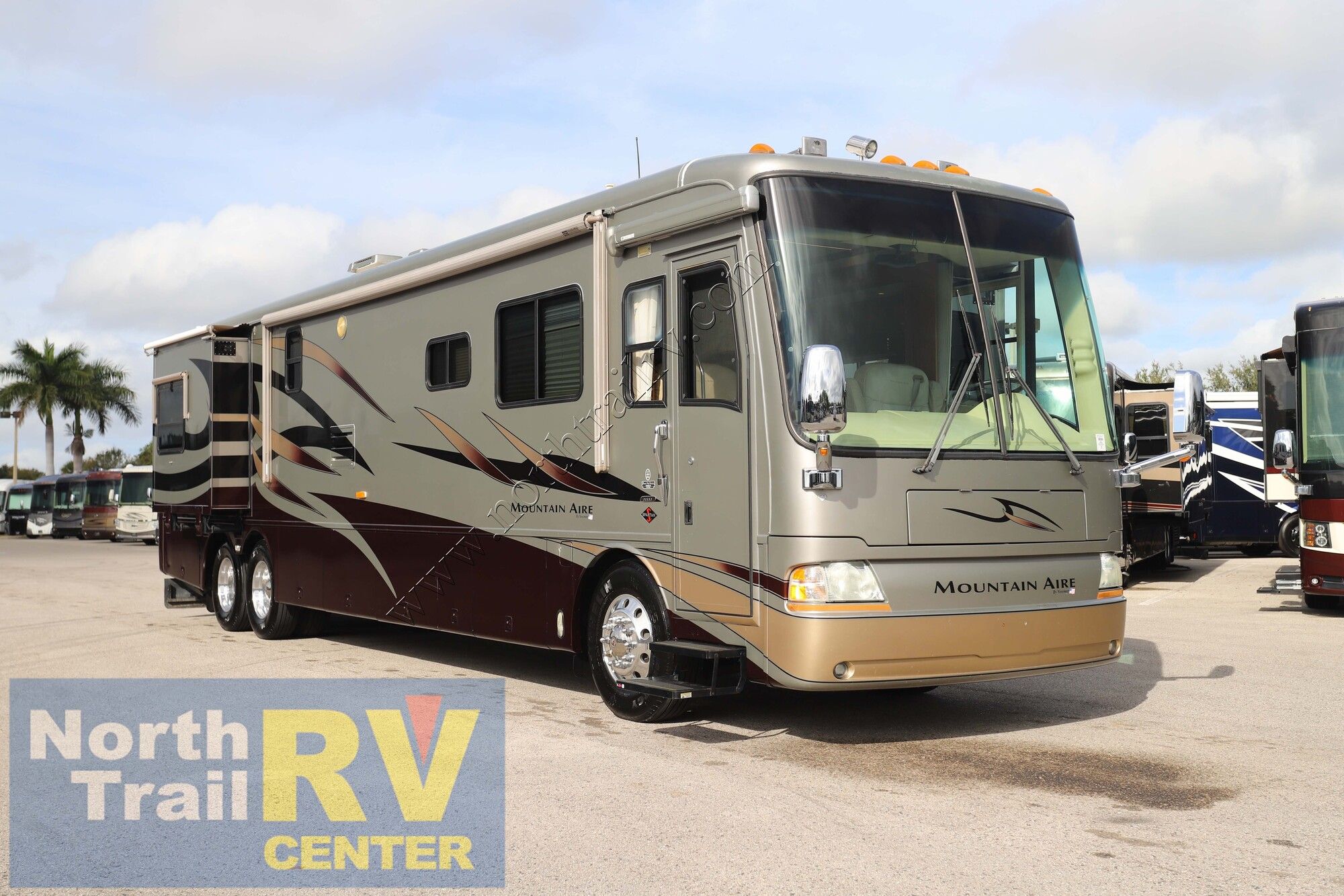 Used 2005 Newmar Mountain Aire 4305 Class A  For Sale