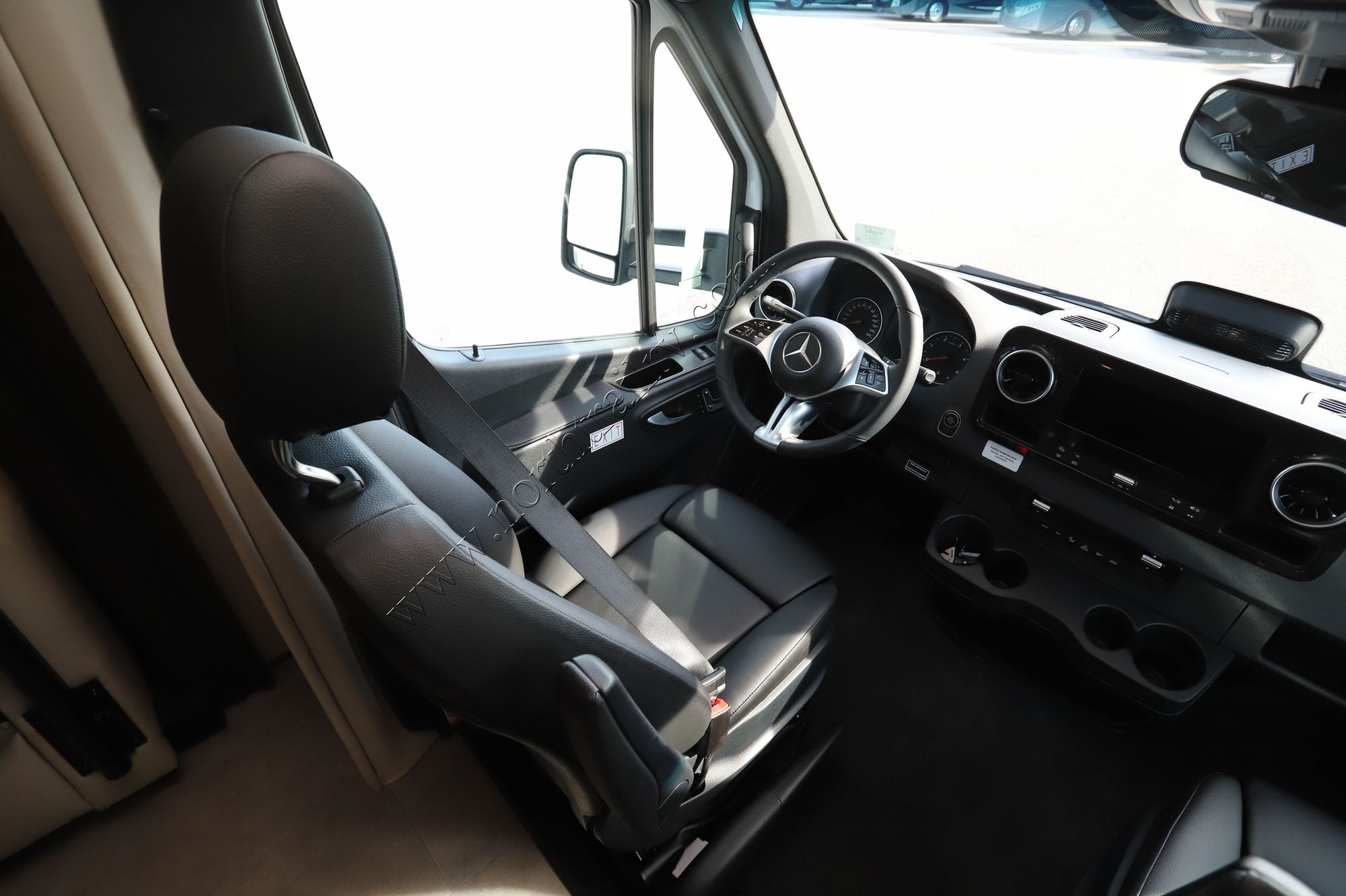 New 2026 Renegade Rv Vienna 25RML Class C  For Sale