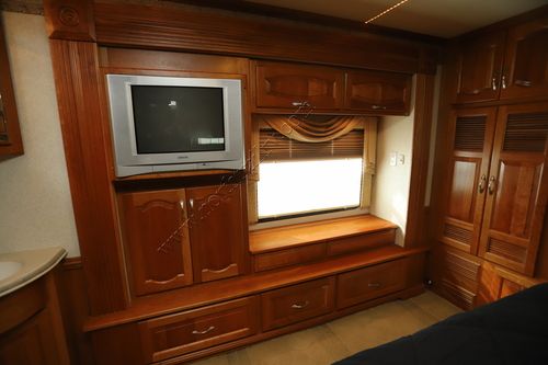2005 Newmar Mountain Aire 4305