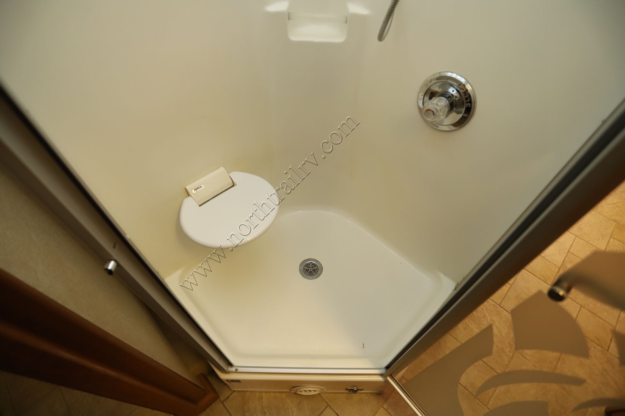 Used 2005 Newmar Mountain Aire 4305 Class A  For Sale