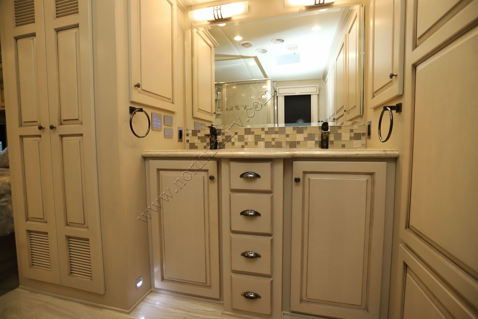 Used 2022 Newmar Dutch Star 4369 Class A  For Sale