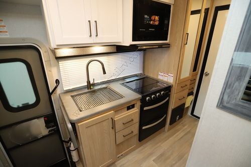 2026 Thor Outlaw 29J