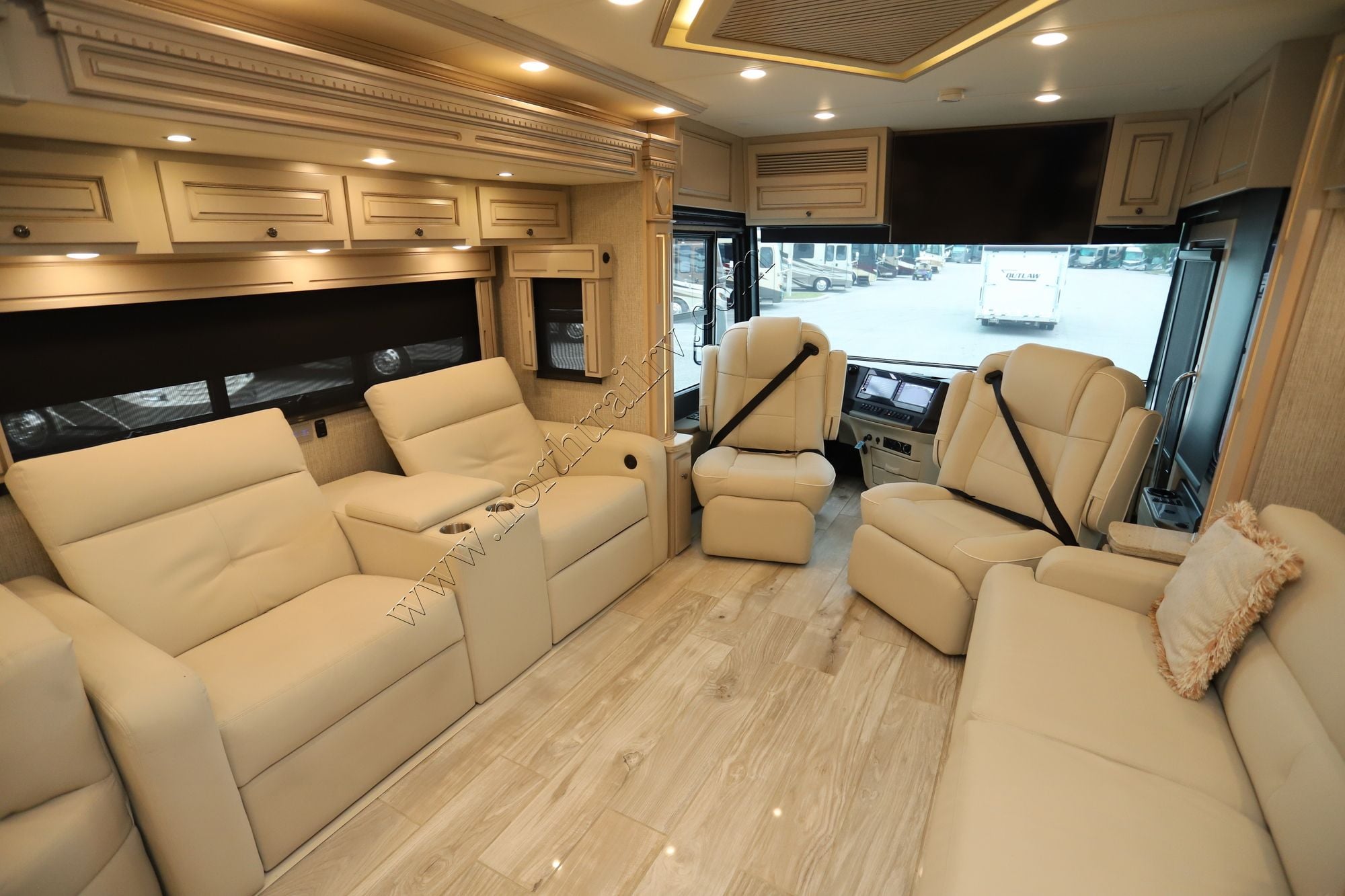 Used 2022 Newmar Dutch Star 4369 Class A  For Sale