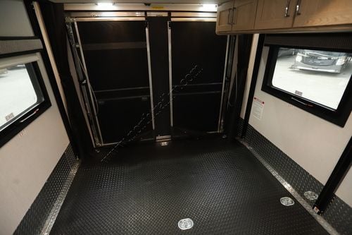 2026 Thor Outlaw 29J