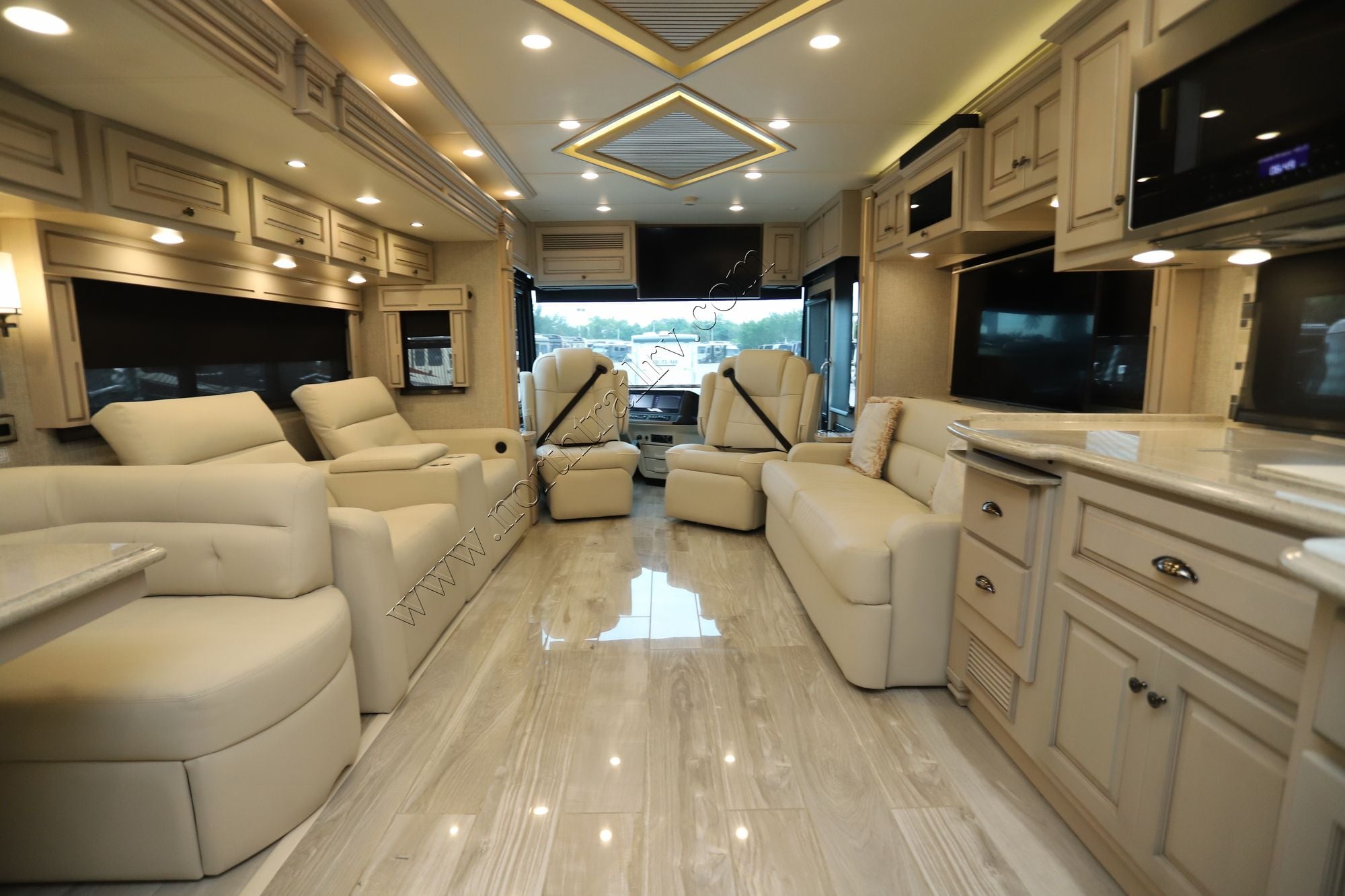 Used 2022 Newmar Dutch Star 4369 Class A  For Sale