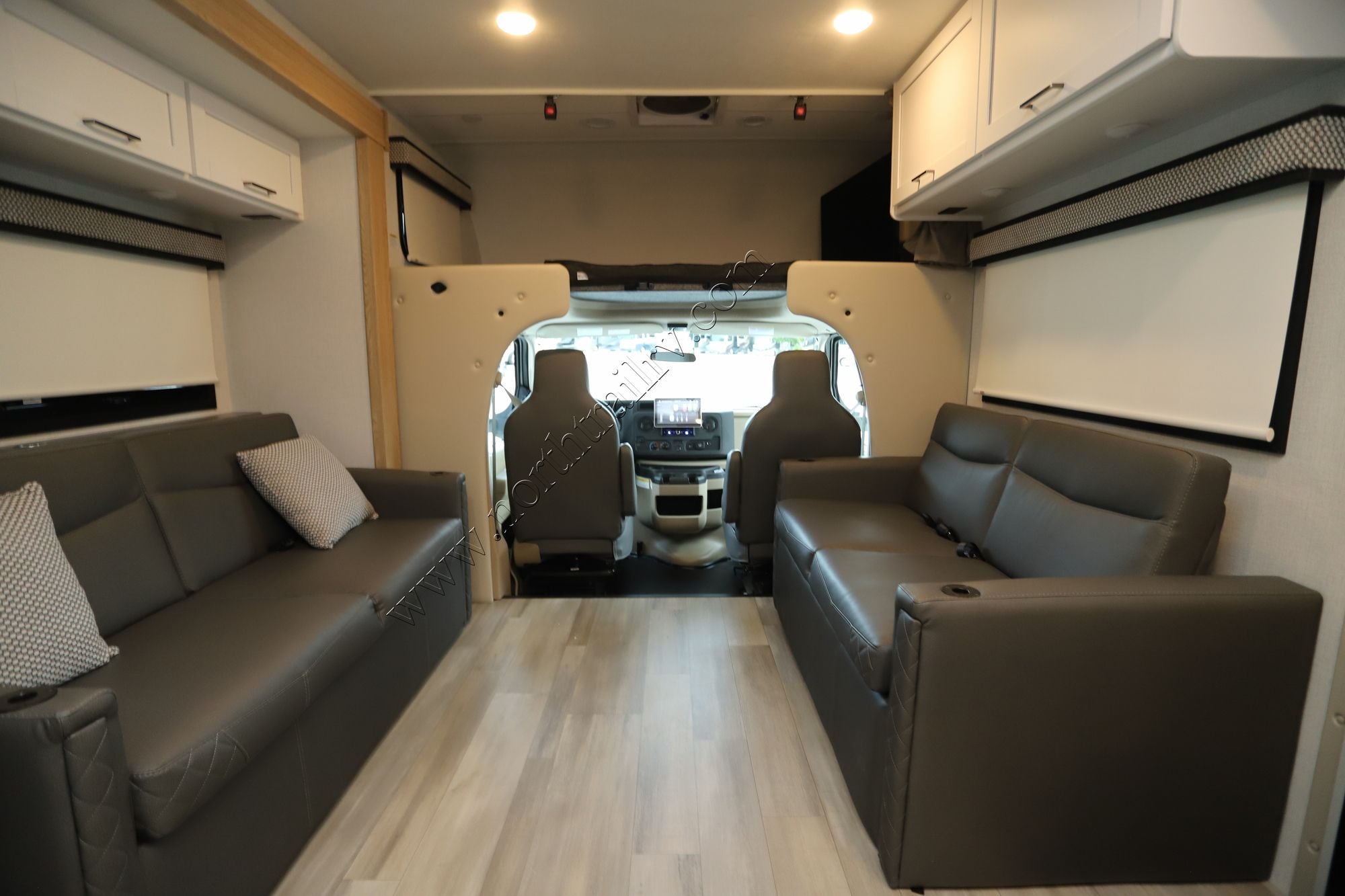 New 2026 Thor Outlaw 29J Class C  For Sale