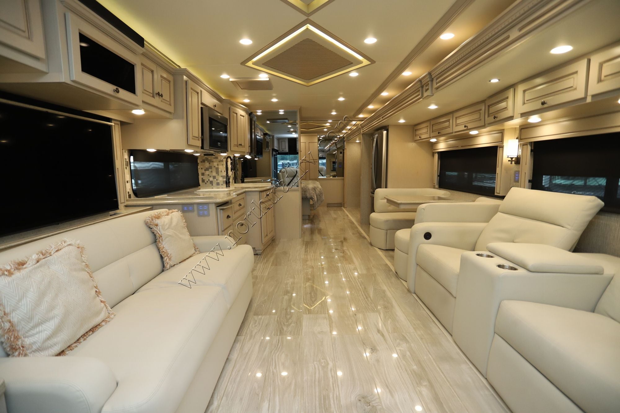 Used 2022 Newmar Dutch Star 4369 Class A  For Sale