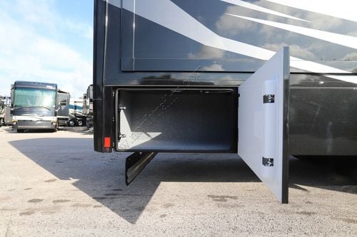 2026 Renegade Rv Valencia 39BB