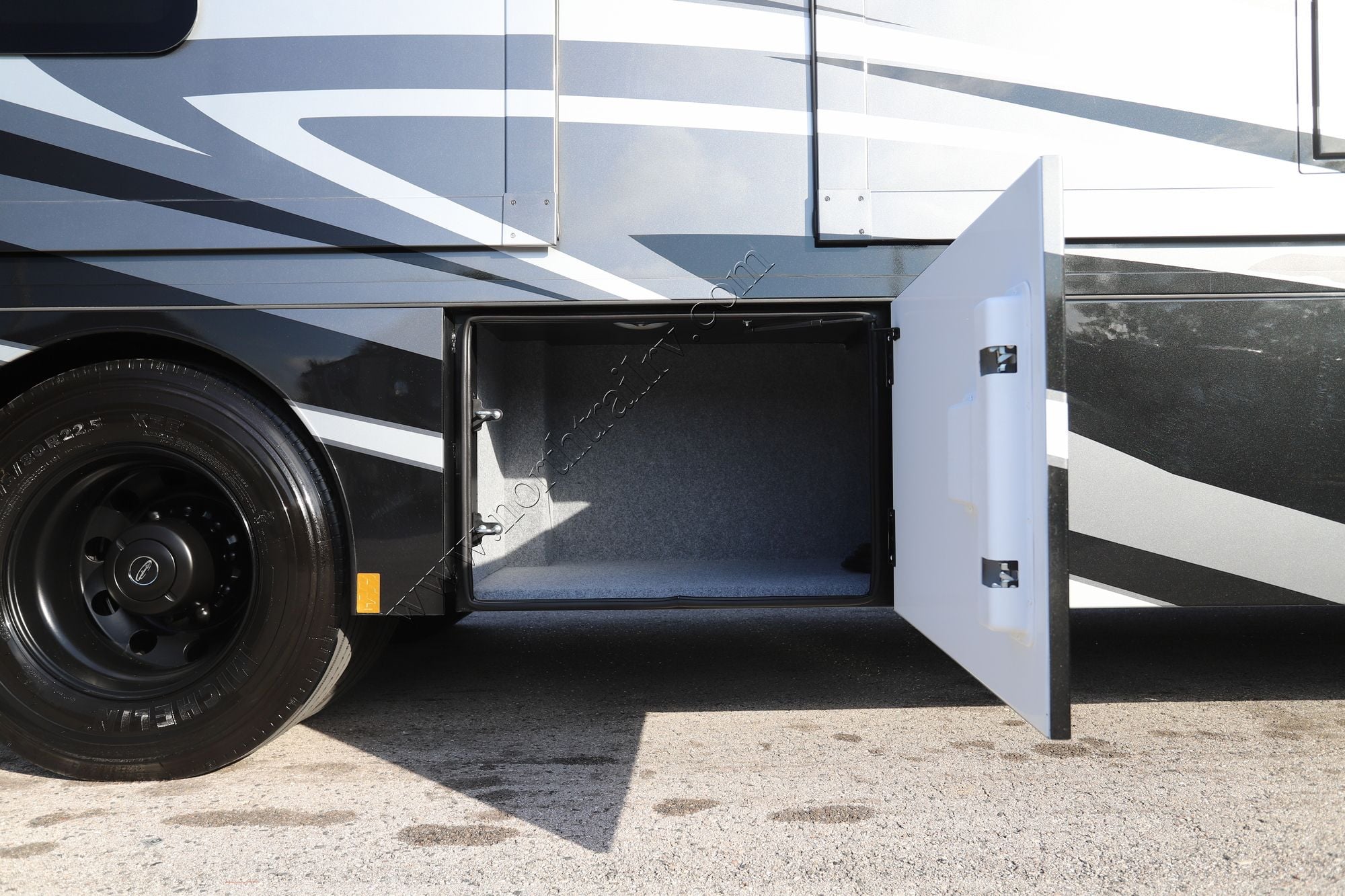 New 2026 Renegade Rv Valencia 39BB Super C  For Sale