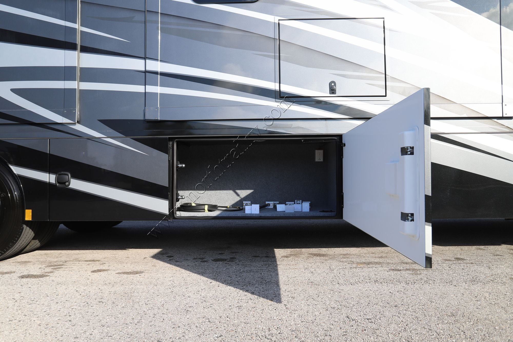 New 2026 Renegade Rv Valencia 39BB Super C  For Sale