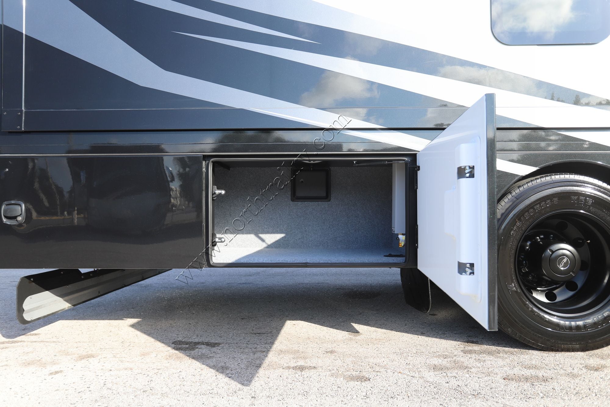 New 2026 Renegade Rv Valencia 39BB Super C  For Sale