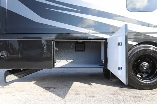 2026 Renegade Rv Valencia 39BB