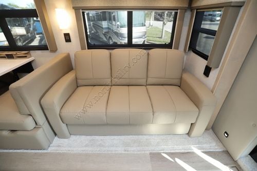 2026 Renegade Rv Valencia 39BB