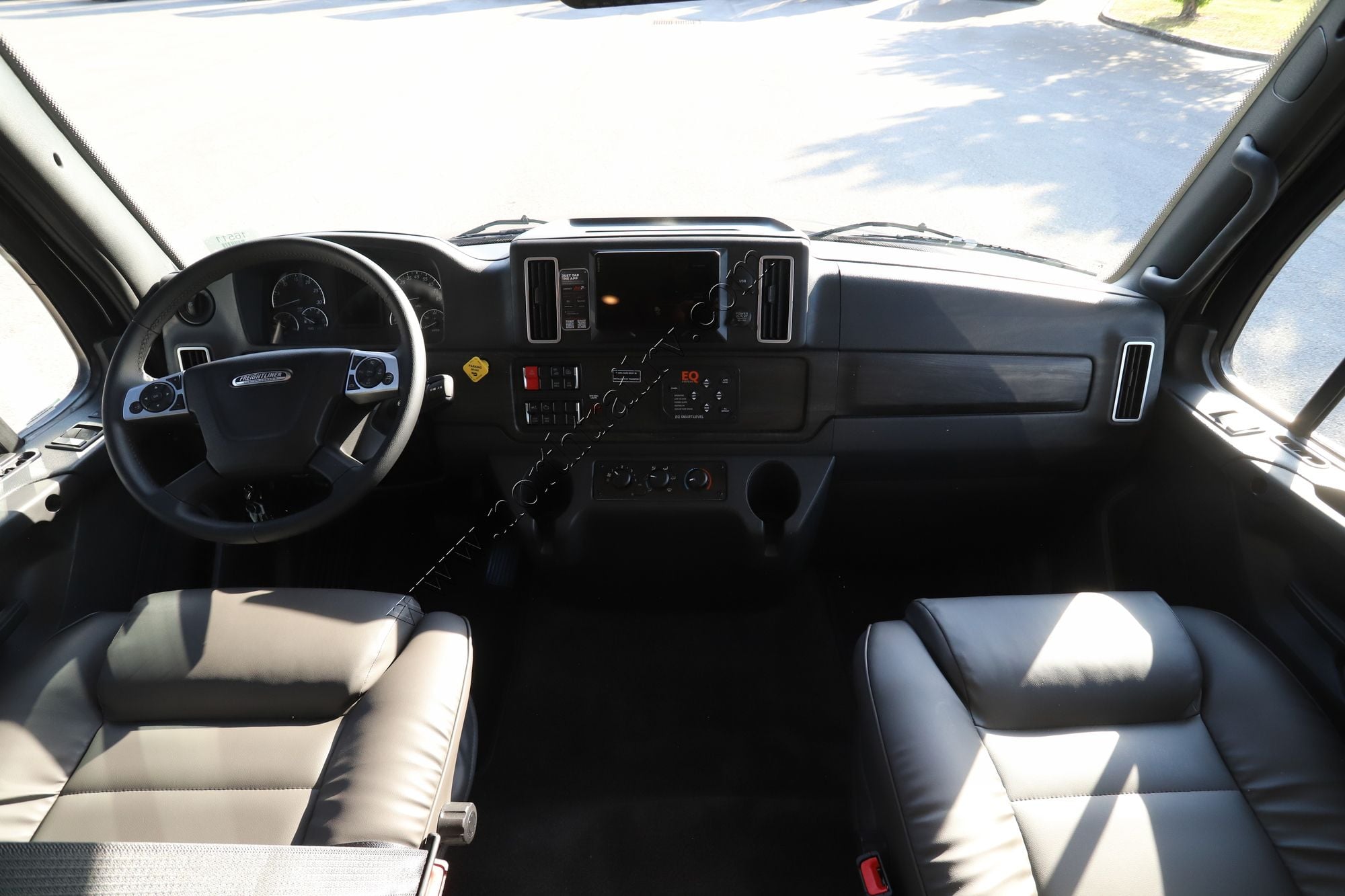 New 2026 Renegade Rv Valencia 39BB Super C  For Sale