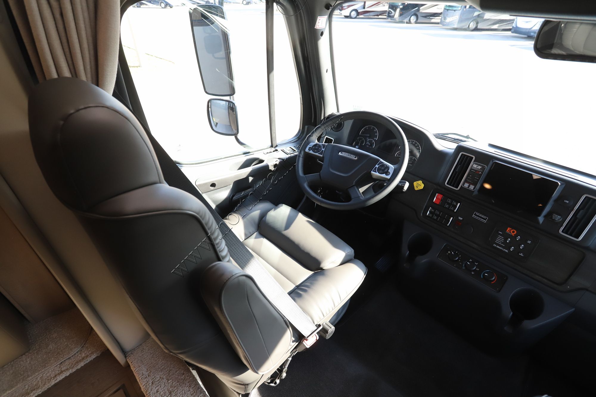 New 2026 Renegade Rv Valencia 39BB Super C  For Sale