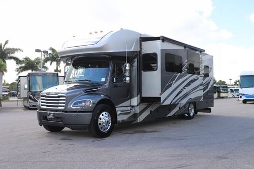 2026 Renegade Rv Valencia 36SB Super C