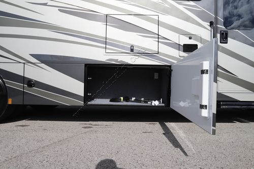 2026 Renegade Rv Valencia 36SB Super C