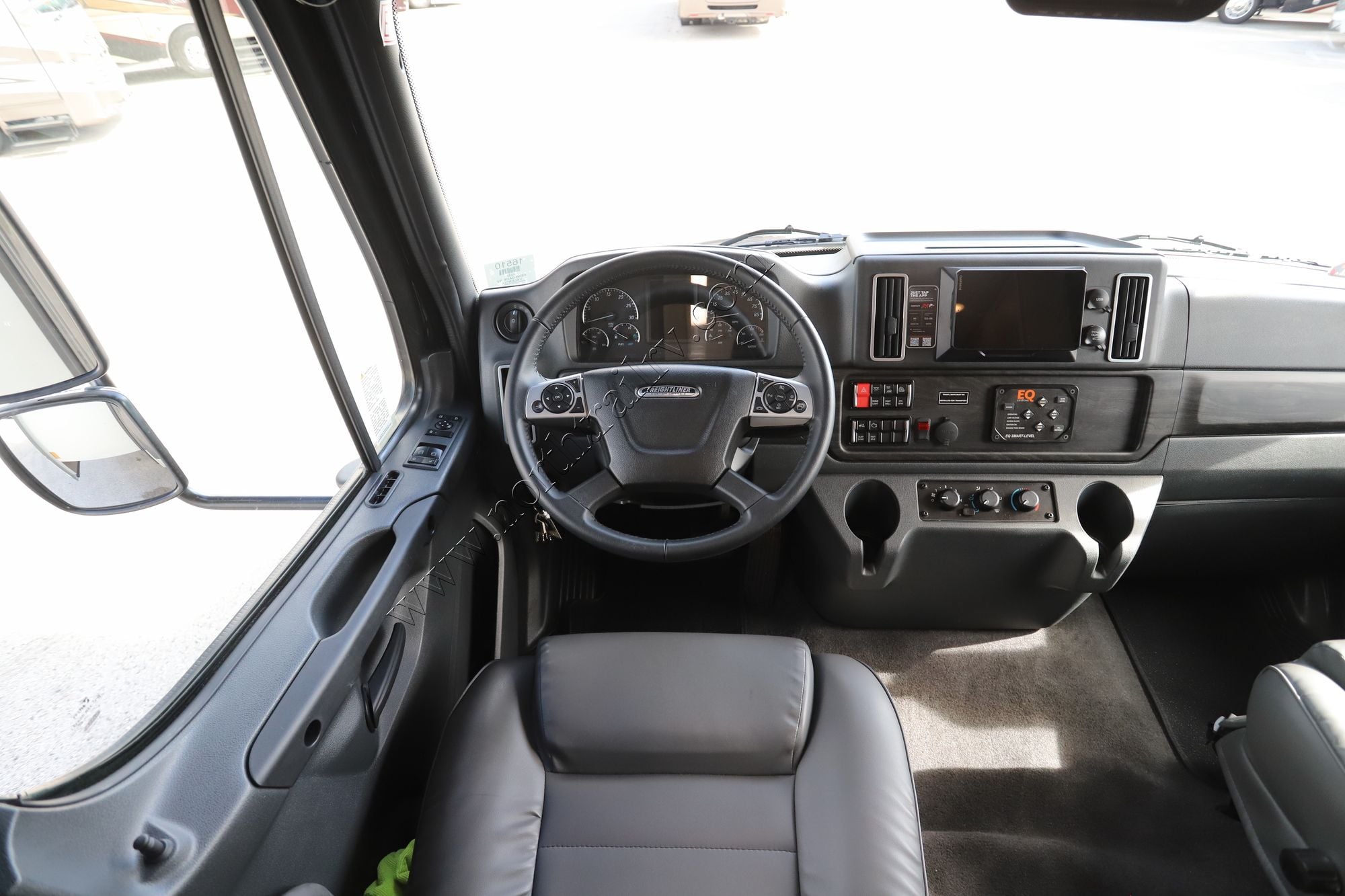 New 2026 Renegade Rv Valencia 36SB Super C  For Sale