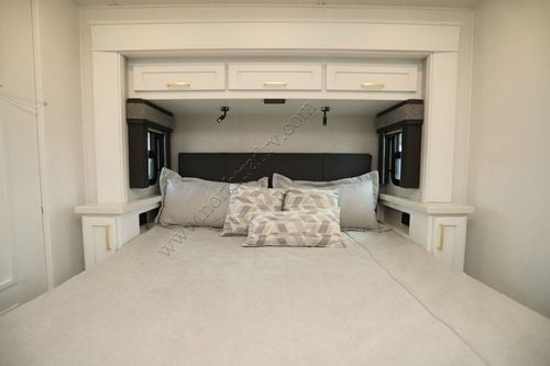 2026 Renegade Rv Valencia 36SB Super C