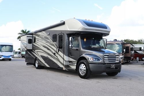 2026 Renegade Rv Valencia 36SB Super C