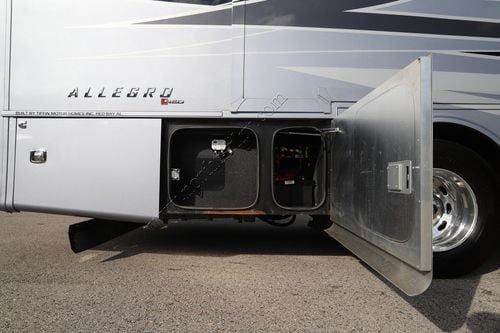 2022 Tiffin Motor Homes Allegro Red 37BA