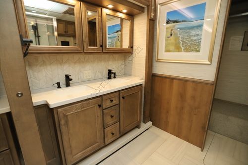 2026 Tiffin Motor Homes Phaeton 44OH