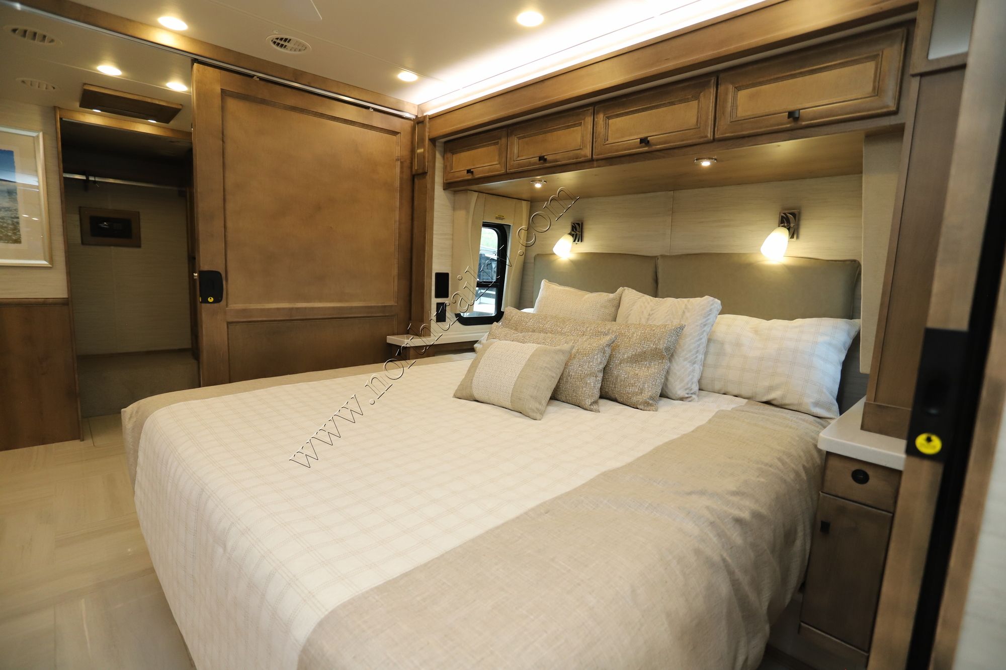New 2026 Tiffin Motor Homes Phaeton 44OH Class A  For Sale