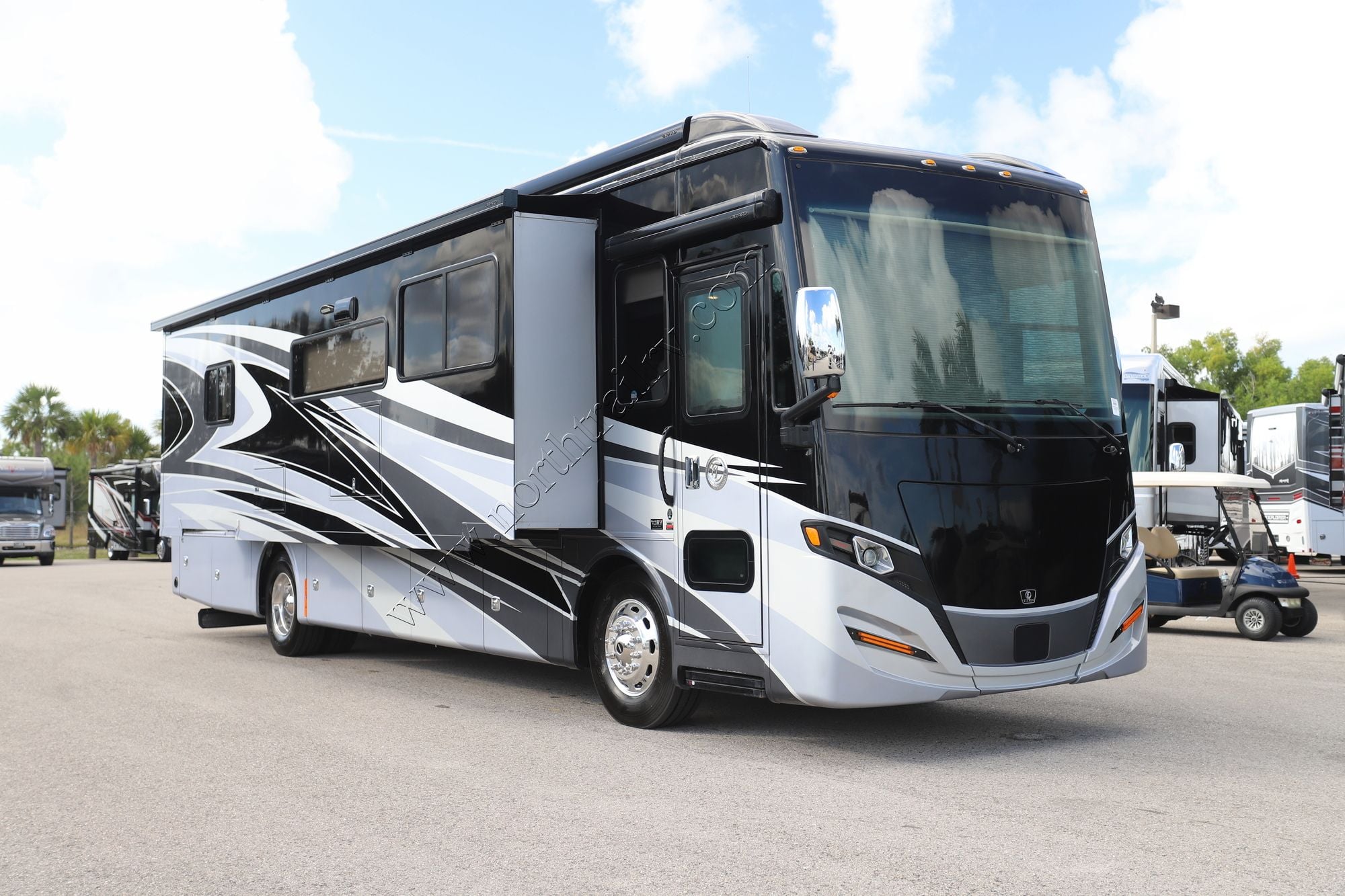 Used 2022 Tiffin Motor Homes Allegro Red 37BA Class A  For Sale