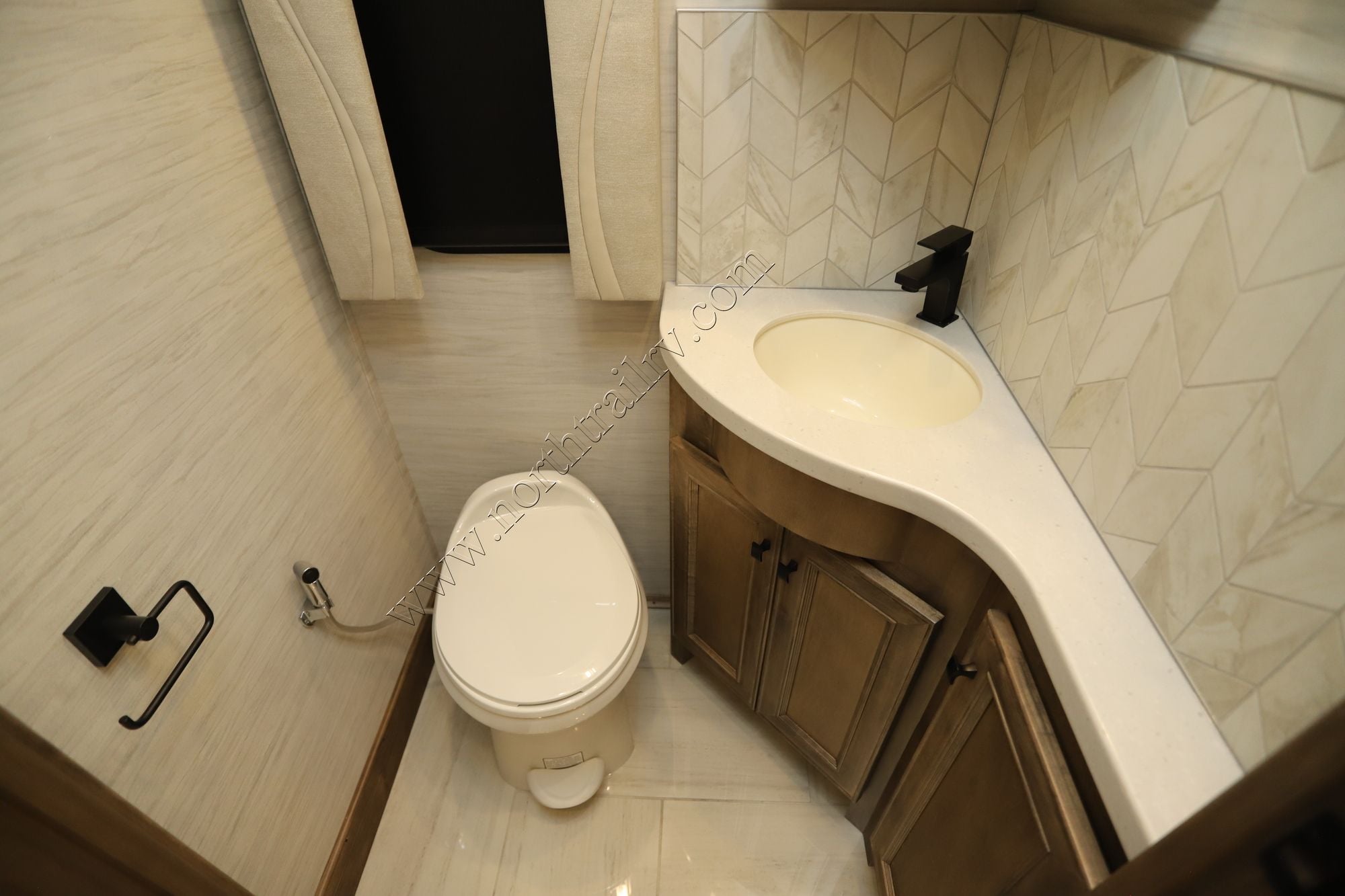 New 2026 Tiffin Motor Homes Phaeton 44OH Class A  For Sale