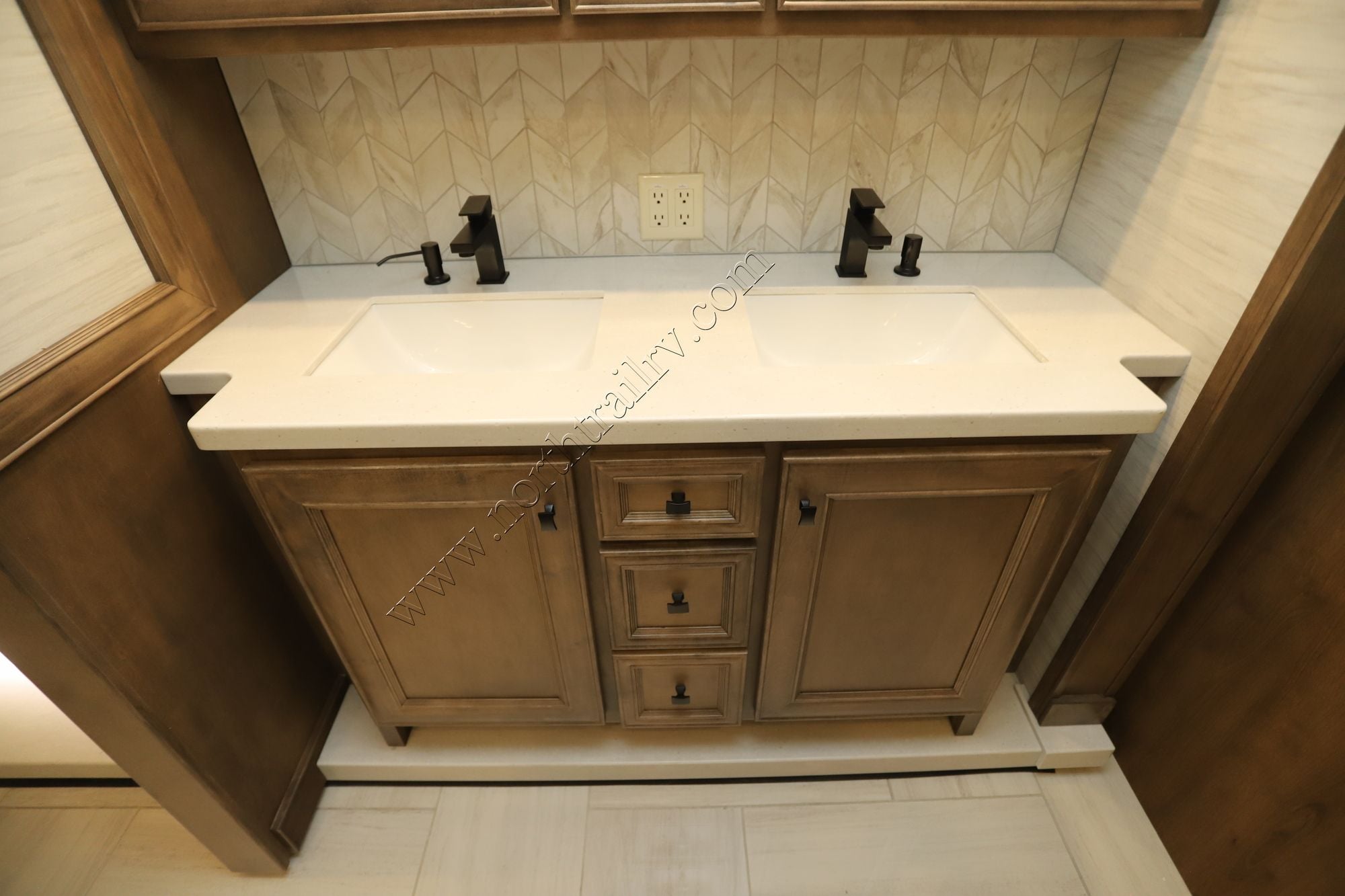 New 2026 Tiffin Motor Homes Phaeton 44OH Class A  For Sale