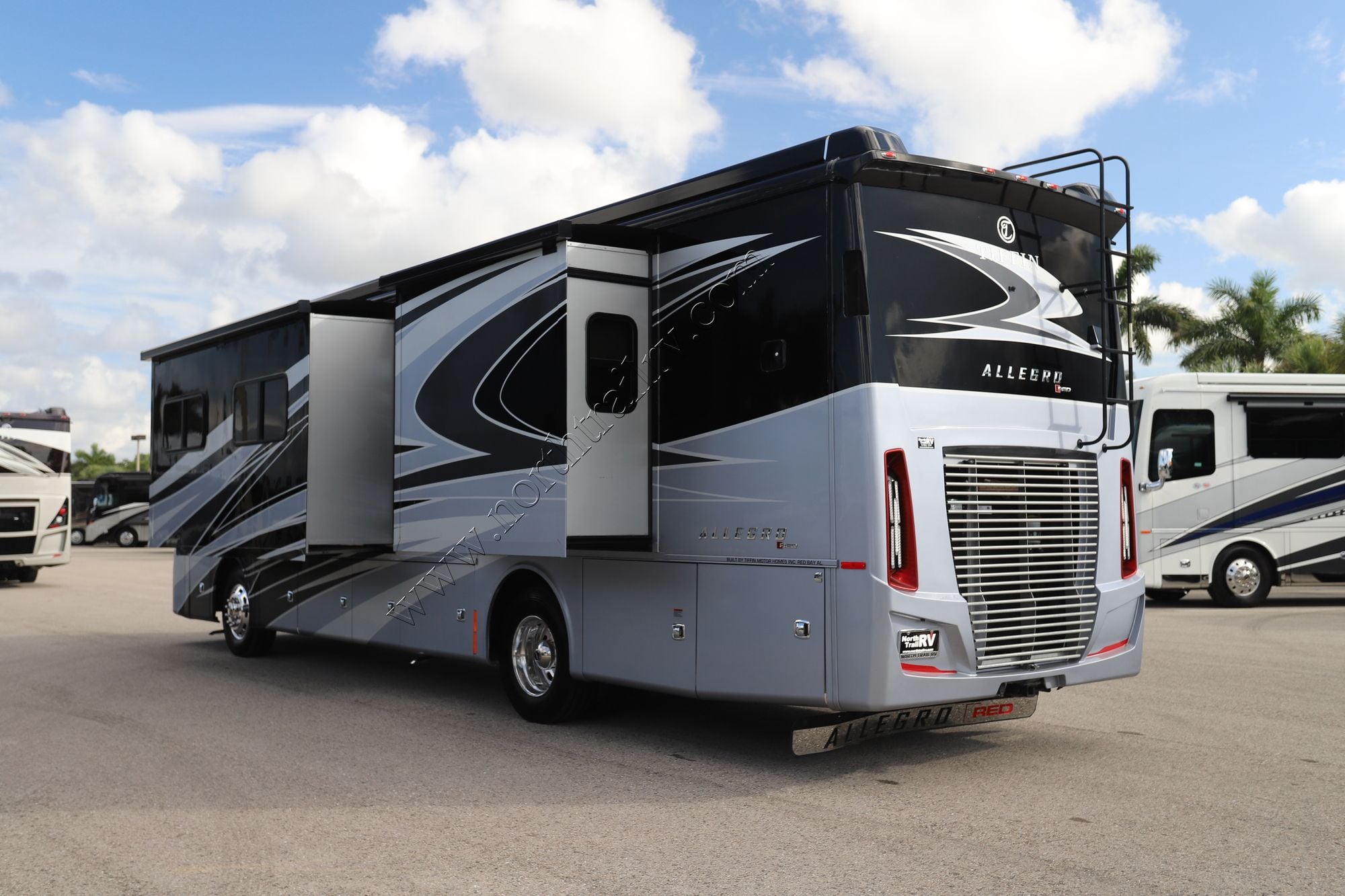 Used 2022 Tiffin Motor Homes Allegro Red 37BA Class A  For Sale