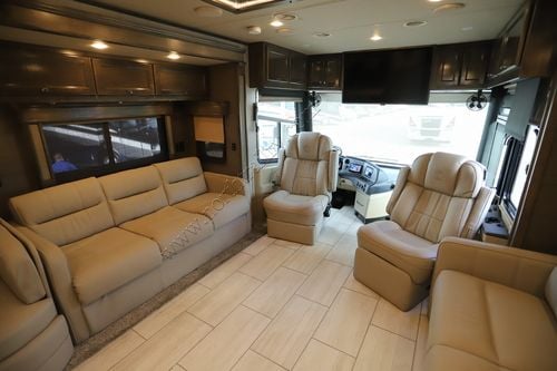 2022 Tiffin Motor Homes Allegro Red 37BA