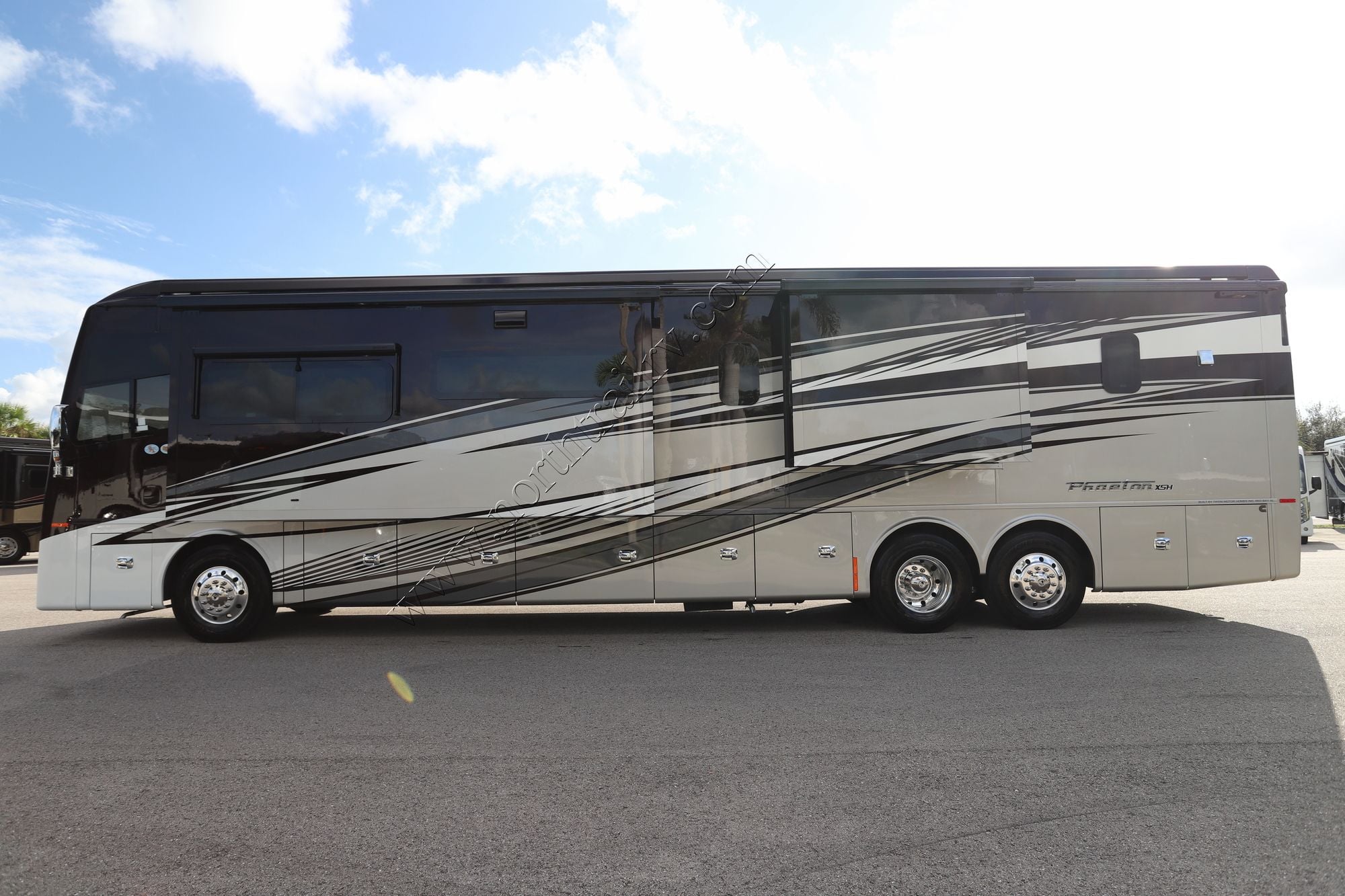 New 2026 Tiffin Motor Homes Phaeton 44OH Class A  For Sale